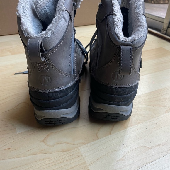 Merrell | Women’s Winter Boots - Size 10 - Picture 4 of 7